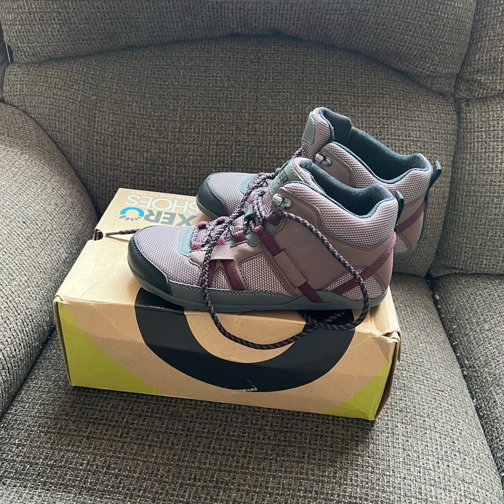 Xero Shoes Daylite Hiker size 8